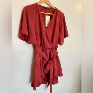 NWT Bloomchic deep red top with faux wrap waist with high-low hem; size 12